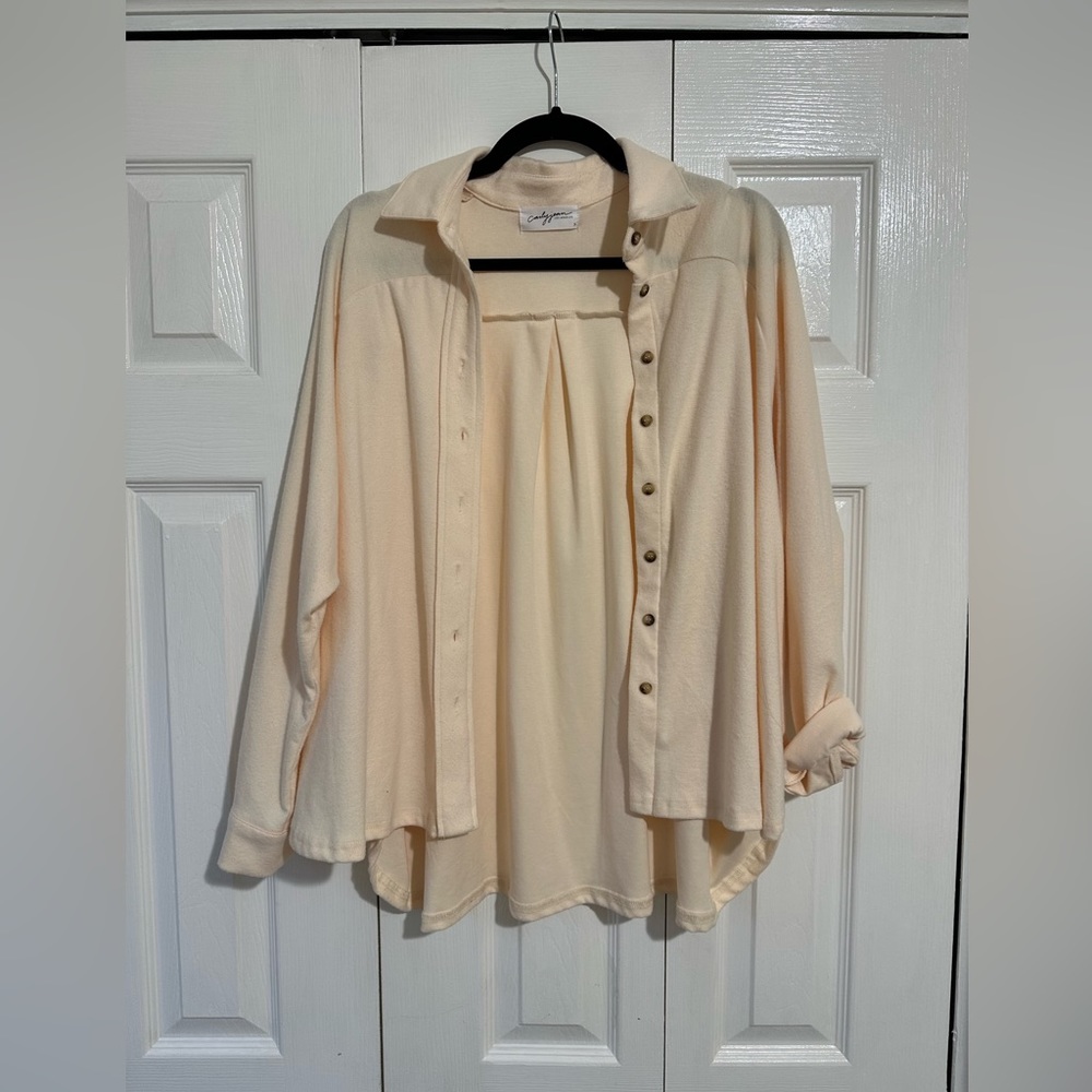 Carly jean Los Angeles button down